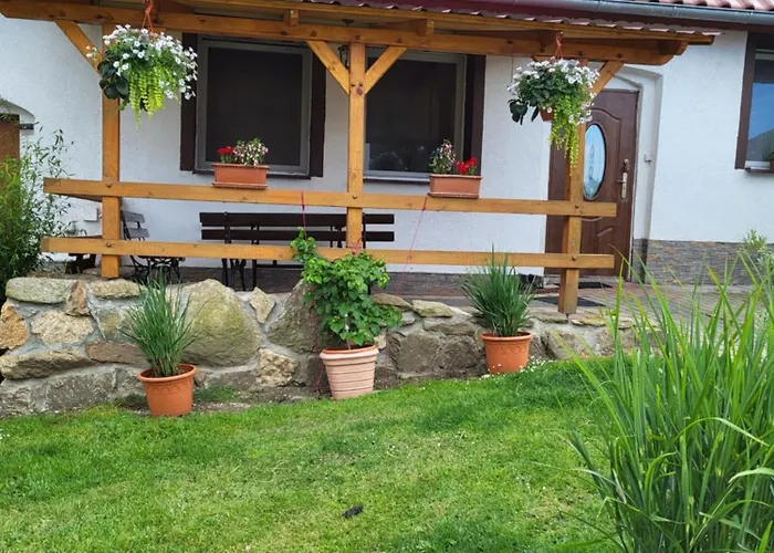 Nad Strumykiem 3* Leśna